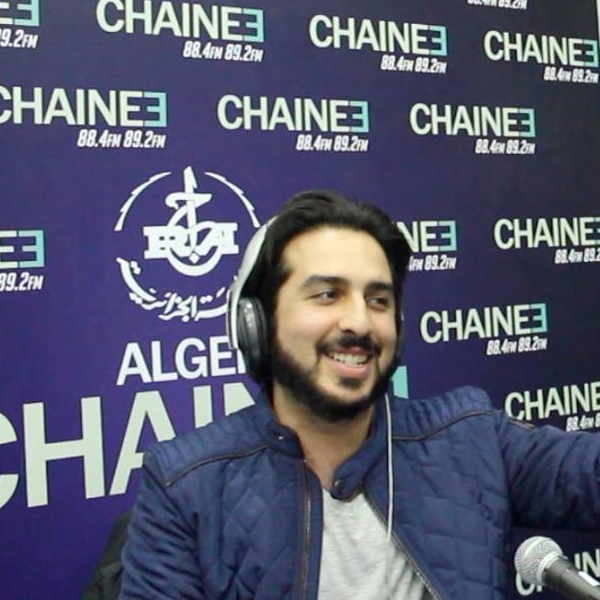 VSLeague - VSLeague in "Jeune, trouve ta voie" on Radio Alger Channel 3